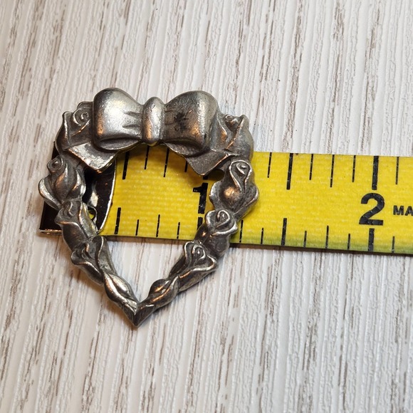 Longaberger Pewter Rose Heart Tie On Brooch Pendant Silver Tone Accessory 1998 - Picture 4 of 5